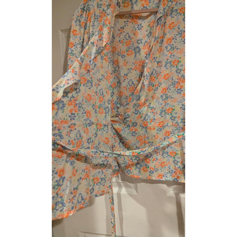 Old Navy Floral Wrap Top L Multi-Color Puff Sleeve Cottagecore Boho Top - Picture 7 of 10